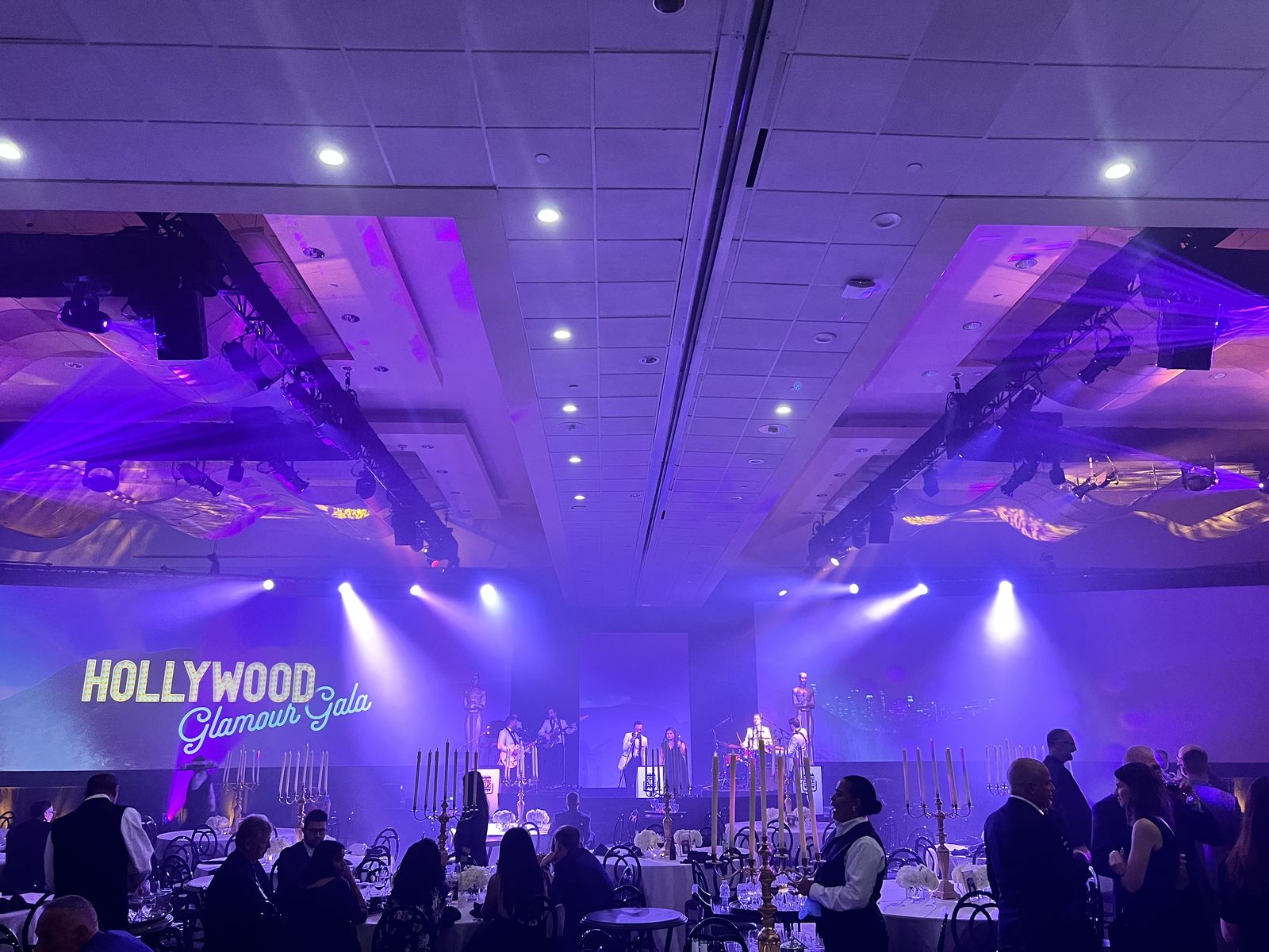 Guests having fun at event with Memory Lane performing