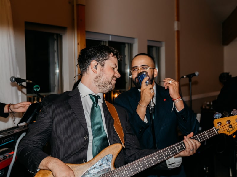 Memory Lane band on stage featured website photo