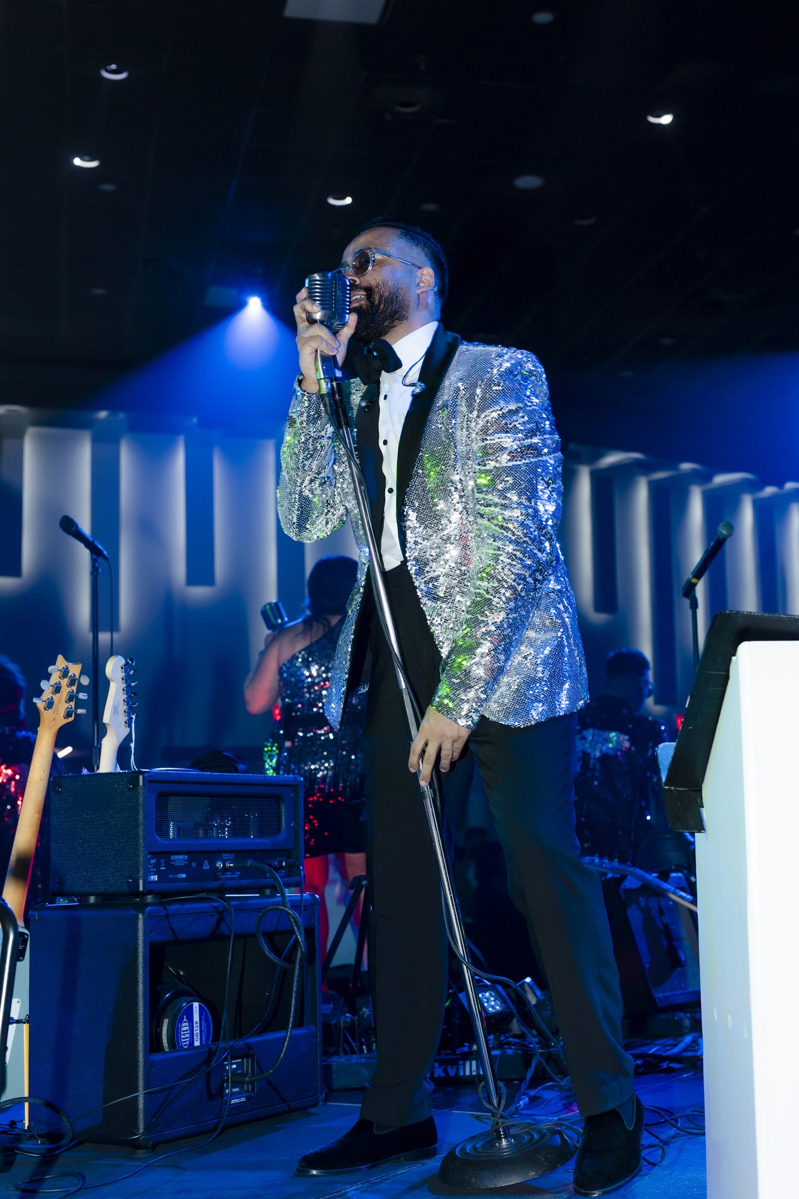 Memory Lane lead vocalist performing at Toronto wedding reception